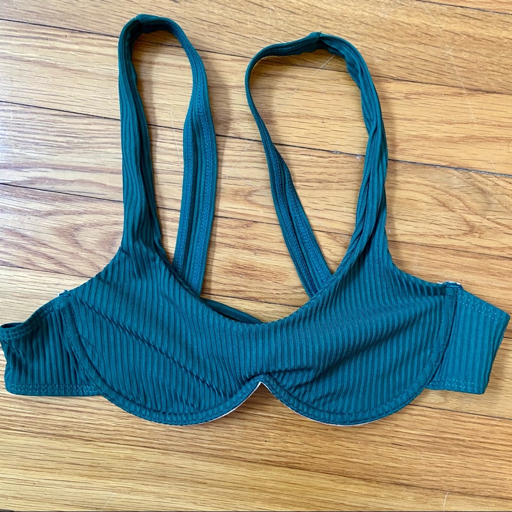 NWOT Bikini Top